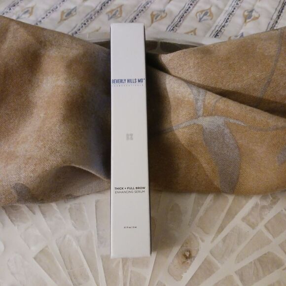 Beverly Hills MD Thick and Full Brow Enhancing Serum - Picture 2 of 10